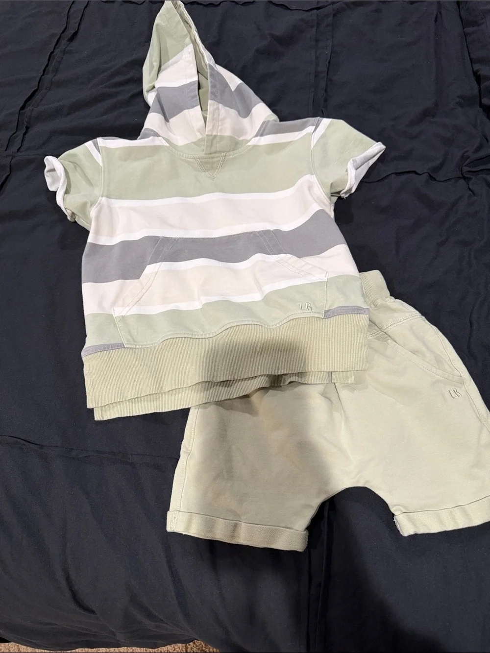 Little bipsy short sleeve sweatshirt and shorts